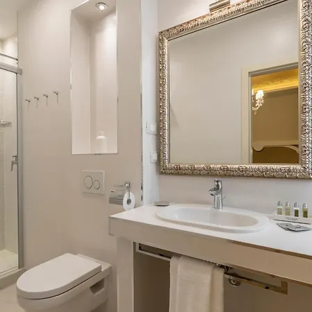 招待所 Royal Piazza