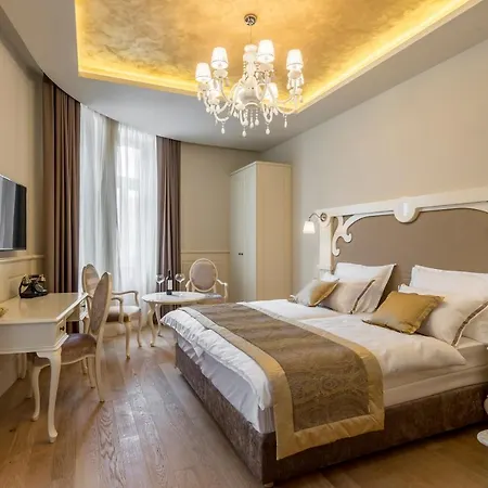 Гостьовий будинок Royal Piazza